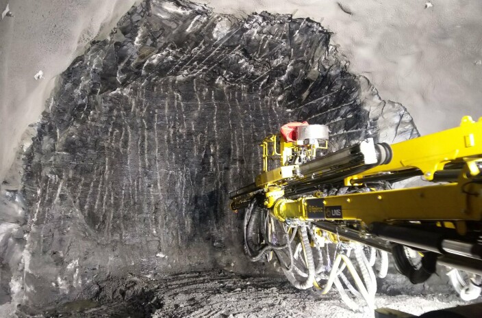 Miljøforståelsen blir stadig viktigere når LNS borer tunneler og bygger vei. Miljøforståelsen blir stadig viktigere når LNS borer tunneler og bygger vei.