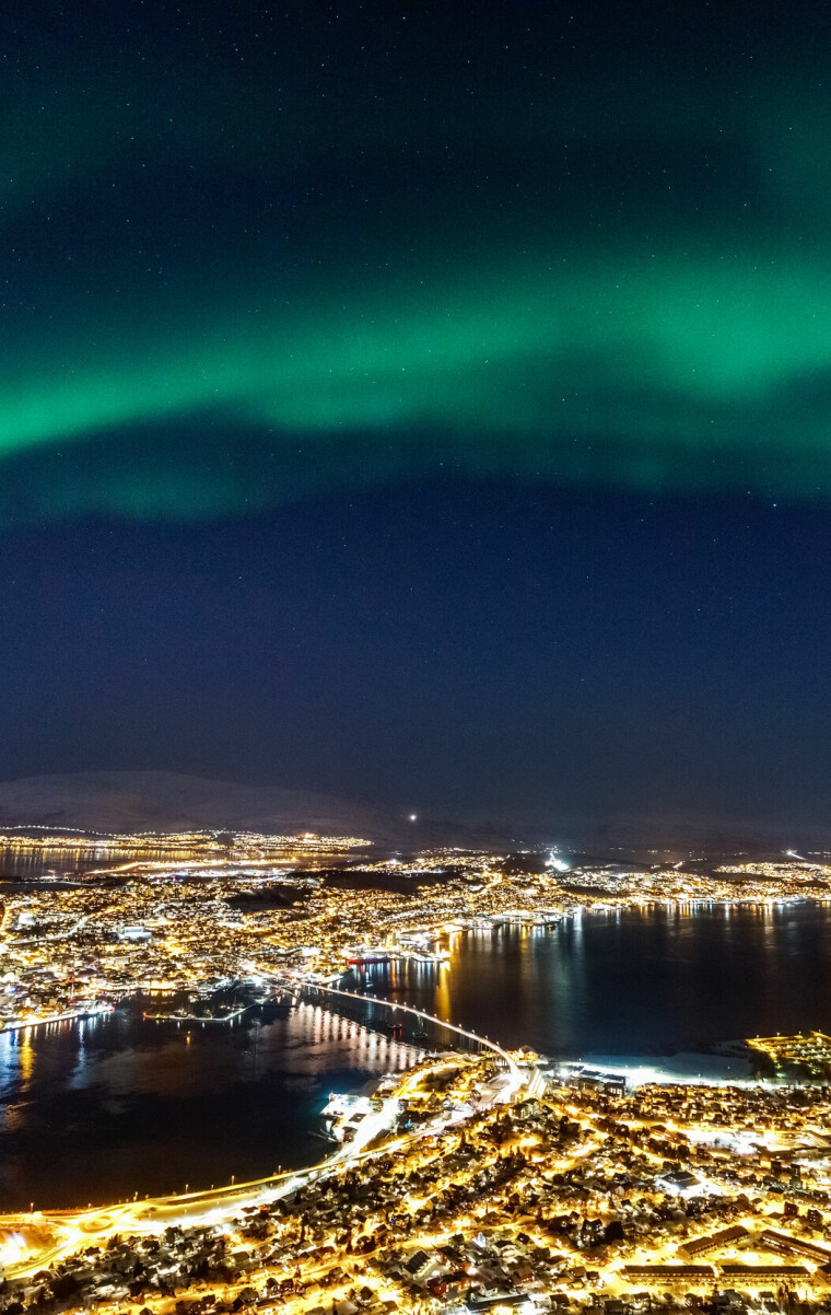Incredible,Northern,Lights,Aurora,Borealis,Activity,Above,Town,Of,Tromso