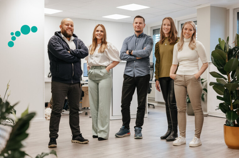 Fem av de snart seks ansatte i Heia Nord-Norge, fra venstre: Gard Michalsen, Madeleine Moe, Kjartan Ridderseth, Elisabeth Aspevoll og Marit Nylund.