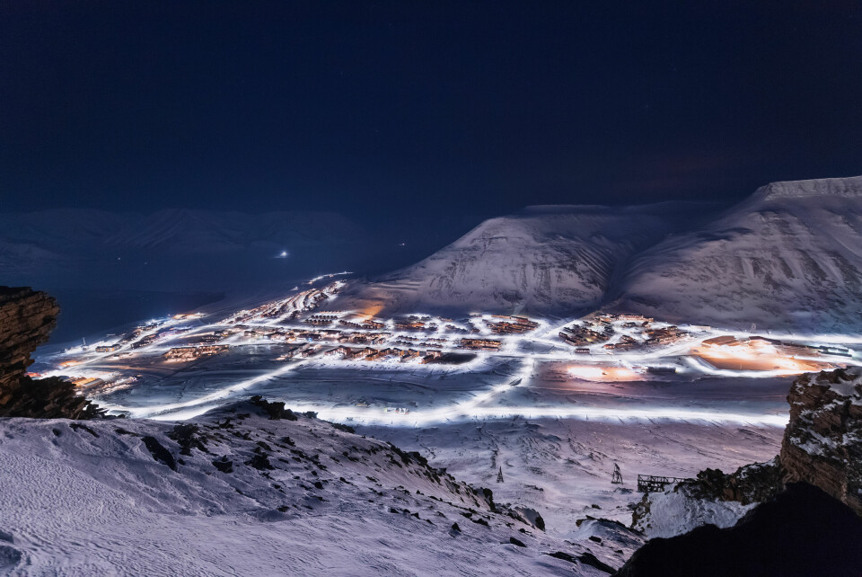norway landscape ice nature of the city view of Spitsbergen Longyearbyen  Plateau Mountain Svalbard   arctic ocean winter  polar night view from above