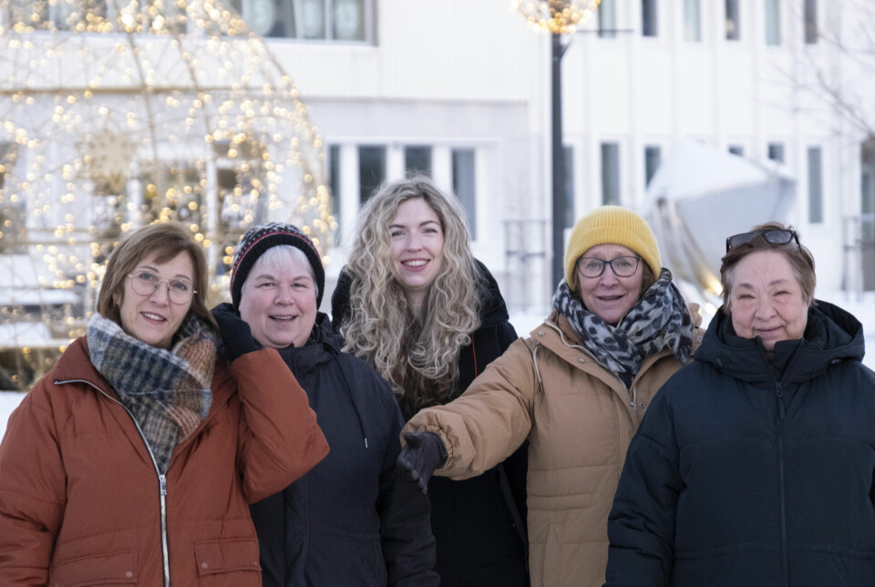 Ønsker du å jobbe med disse damene? Nå har du muligheten til å bli økonomisjef i Vestvågøy kommune.